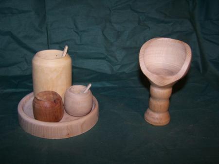 SERVICE(sel poivre moutarde) et CUILLERE EN BOIS